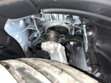 お車を安心してお乗りいただく為には、足回りの定期点検が欠かせません。サービスサポート(有償保証)では無料点検もご提供しており、安心のカーライフをお過ごしいただけるサポート体制が整っています。