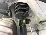 お車を安心してお乗りいただく為には、足回りの定期点検が欠かせません。サービスサポート(有償保証)では無料点検もご提供しており、安心のカーライフをお過ごしいただけるサポート体制が整っています。