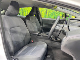 運転席シート廻りは使用感も少なく、良好な状態となっています。前オーナー様が丁寧に使っていたことがよくわかりますね。