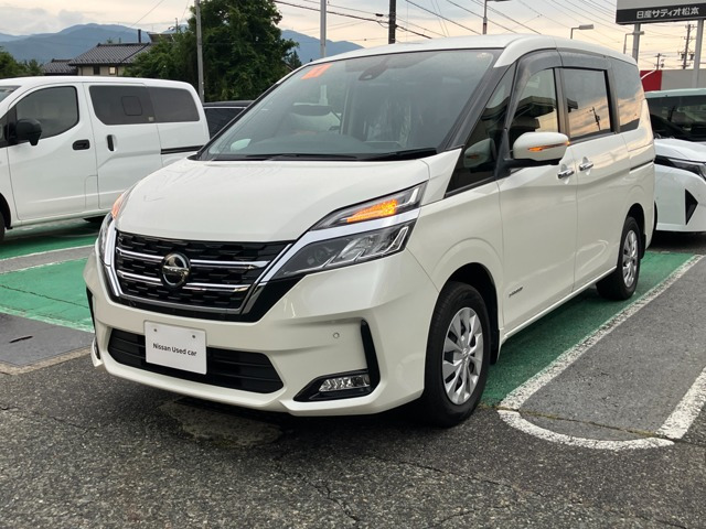 セレナ 2.0 XV 4WD