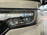 LEDヘッドライトは、点灯の瞬間から最大光量を発揮し、突然暗くなるトンネルなどでの安定感を高めます。