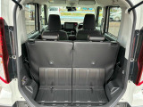 シートアレンジもお好み次第☆ 荷物もしっかり載せられます。