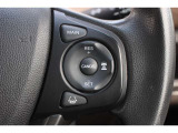 安全運転支援システムHonda SENSINGを搭載。衝突軽減ブレーキや、誤発進抑制機能、アダプティブクルーズコントロール、車線維持など複数の先進技術で安心・快適なドライブをサポートします。