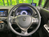 【ステアリングスイッチ】運転中、前方から目線をそらすことなく、オーディオ等の操作が可能な便利機能!安心&快適なドライブを演出してくれます♪