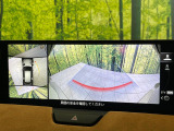 【360&deg;ビューモニター】専用のカメラにより、上から見下ろしたような視点で360度クルマの周囲を確認することができます☆死角部分も確認しやすく、狭い場所での切り返しや駐車もスムーズに行えます。