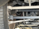 お車を安心してお乗りいただく為には、足回りの定期点検が欠かせません。サービスサポート(有償保証)では無料点検もご提供しており、安心のカーライフをお過ごしいただけるサポート体制が整っています。