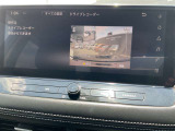 クルマの、前後ドライブレコーダー装備です。事故やあおり運転などの状況を客観的な映像証拠として残せることにより、トラブル解決や抑止に役立ちます。
