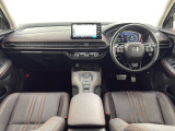 ★いつでも気持ちよく運転できて、使い勝手のいい収納や体をケアするシート、細部にまでこだわったインテリア♪