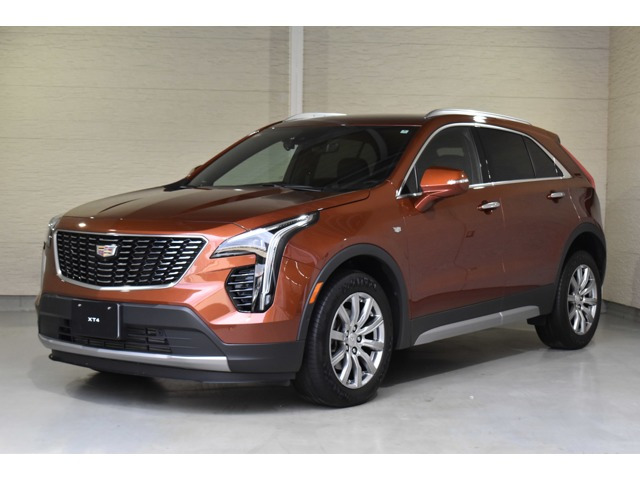 XT4 プレミアム 4WD
