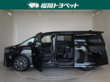 両側パワースライドドア付きだから、狭い駐車スペースなどでの 乗り降りラクラク!小さなお子さまのいるご家庭には嬉しい装備。