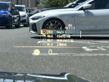 人気のヘッドアップディスプレイ!現在の車速、ナビゲーション・システムによるルート案内の矢印表示、チェック・コントロール、前車接近警告など、さまざまな情報をドライバーの視界内に直接表示いたします!