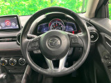 【純正革巻きステアリング】上質な革を使用することで、手にしっかり馴染みとても運転しやすいハンドルです♪