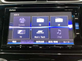 ナビゲーションはフルセグTV対応のGathers純正メモリーナビを搭載しています。Bluetoothオーディオ機能がありますので、スマートフォンなどの音楽も再生できます。