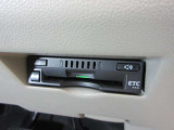 ETC車載器付きです。高速道路の料金所もスムーズに通過できます。