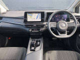 運転席まわりになります。実際に乗って頂き乗り心地をご体験してみてください。
