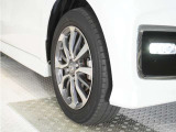 認定中古車では、厳しいHonda認定基準をクリアした厳選されたHonda認定中古車のみ、取り扱っております。「ご購入前の安心」「納車後の信頼」を車両と一緒に提供しております。