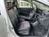 運転のしやすさや、乗り降りにも配慮した運転席