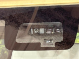 【スズキ セーフティサポート】走行中に前方の車両等を認識し、衝突しそうな時は警報とブレーキで衝突回避と被害軽減をアシスト。より安全にドライブをお楽しみいただけます。