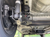 お車を安心してお乗りいただく為には、足回りの定期点検が欠かせません。サービスサポート(有償保証)では無料点検もご提供しており、安心のカーライフをお過ごしいただけるサポート体制が整っています。
