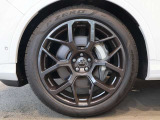 アルミホイール 6Yスポークデザイン ブラック 9.5Jx21 285/40 R21タイヤ