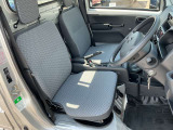 快適に運転できるドライブポジション!無理のない運転姿勢がとれます