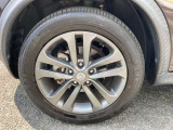 純正のアルミホイールです!お車に合ったデザインのホイールになっています!