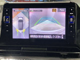 【アラウンドビューモニター】車を上から見下ろしているかのような映像で周囲の状況がひと目で確認、狭い駐車場に駐車するときも安心です♪