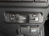 ETC車載器付きです。高速道路の料金所もスムーズに通過できます。