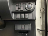 運転席周辺にある各種スイッチ画像です。