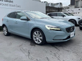 全国のVOLVOからお取り寄せが可能※!遠方の店舗に展示してあるクルマが気になる場合も、最寄りの店舗でご購入ただくことが可能です!是非私たちに要望をお聞かせください!※別途費用