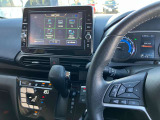 ステアリングスイッチでオーディオをコントロール出来ます。