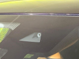 【インテリジェントエマージェンシーブレーキ】フロントカメラで前方の車両や歩行者を検知。衝突しそうな時は衝突被害軽減ブレーキが作動、衝突回避をサポート。より安全にドライブをお楽しみいただけます。