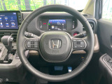 【純正革巻きステアリング】上質な革を使用することで、手にしっかり馴染みとても運転しやすいハンドルです♪