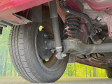 お車を安心してお乗りいただく為には、足回りの定期点検が欠かせません。サービスサポート(有償保証)では無料点検もご提供しており、安心のカーライフをお過ごしいただけるサポート体制が整っています。