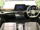 セレナ 1.4 e-POWER ハイウェイスターV 
