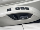 【パワーシート】スイッチ一つで簡単にシート位置の微調整が可能!電動だから力もいりません!自分に最適なシートポジションにセットして、快適なドライブをお楽しみください。