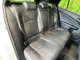 コンパクトカーですが、セカンドシートは十分な広さがあり快適にお乗りいただけます♪シートを倒して大きな荷物を積んだりと、用途の幅が広い1台です。