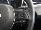 ステアリング右のスイッチにクルーズコントロール機能付き★高速走行時に前車との距離を保ちながら、一定速度での自動走行が可能です!