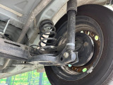 お車を安心してお乗りいただく為には、足回りの定期点検が欠かせません。サービスサポート(有償保証)では無料点検もご提供しており、安心のカーライフをお過ごしいただけるサポート体制が整っています。