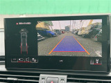 便利な【バックモニター】で安全確認もできます。駐車が苦手な方にもオススメな便利機能です。