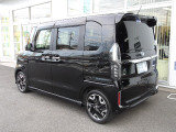 大きなキズ・ヘコミも無いお車です!