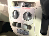 寒い冬も暑い夏も全席に快適な空調を届けてくれる、ダイヤル式エアコンを装備♪