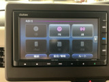 【オーディオ機能】CDプレーヤーを装備♪もちろんFM/AMラジオもお聞きいただけますよ♪