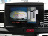 バックカメラ連動済みで駐車も安心♪