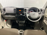 フロントガラスを大きくデザインしているので、運転席からの死角が少ない分安心して運転していただけます★