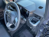 運転席カップホルダー 助手席にも付いています
