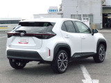明るく広々、落ち着いた店内では、中古車のご検討・ご購入のほか、携帯電話(au)の購入等、様々なご相談に幅広く応えていきます♪