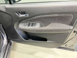 【運転席ドア】収納ポケットが付いているので運転席周りもスッキリ保てます★