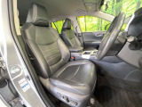 運転席シート廻りは使用感も少なく、良好な状態となっています。丁寧に使われていたことがよくわかりますね。