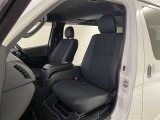 清潔で広々した座席です。ぜひ、現車を見て体感してみてください。